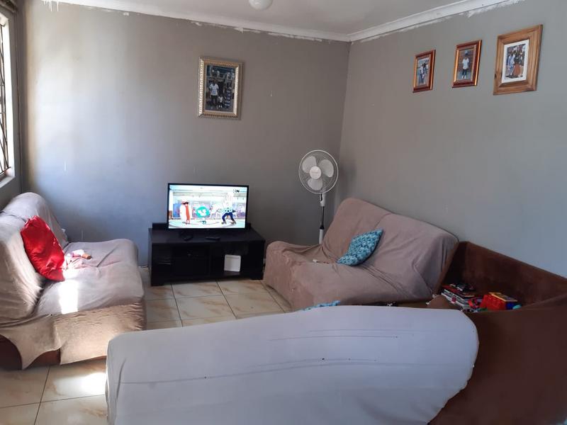 2 Bedroom Property for Sale in Khaya Western Cape